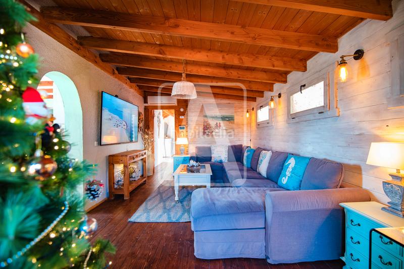 Foto 8ea5bba1-6c60-4e8a-bd17-a64aea91e29b. Chalet with parking pool in La Fustera Benissa