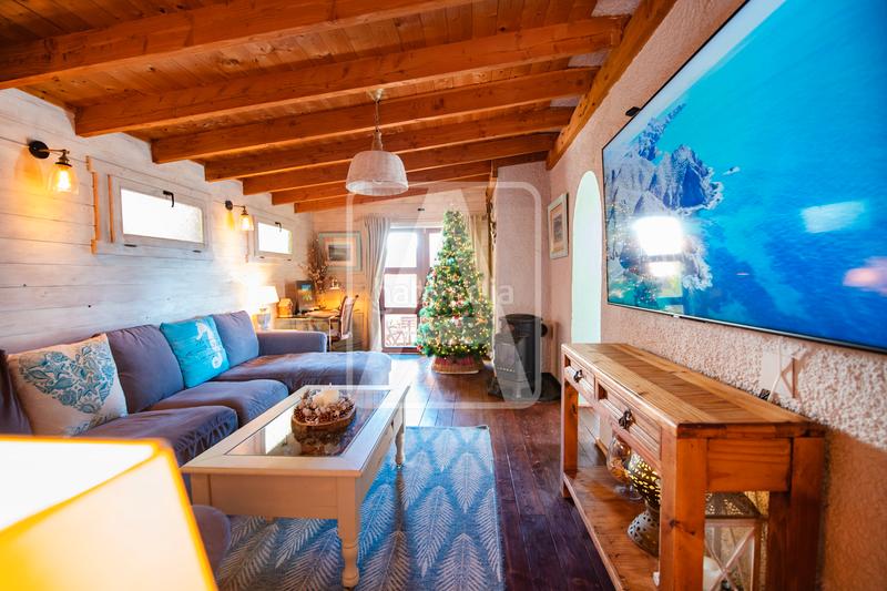 Foto 95f219ea-2d91-4ab0-847a-8f00e26872d5. Chalet with parking pool in La Fustera Benissa