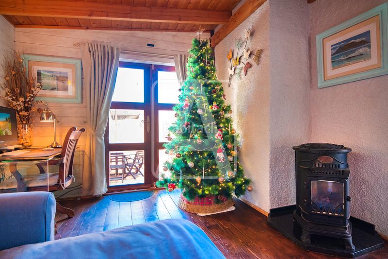 Foto c6fcafc3-0f19-4f2c-9968-4bf3df27b3e0. Chalet with parking pool in La Fustera Benissa