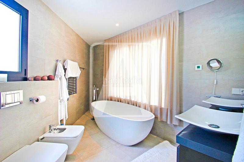 Foto 48b3ca36-b58f-4405-8836-ca047ab069a4. Chalet villa en venta e, Cometa en Cometa Calp