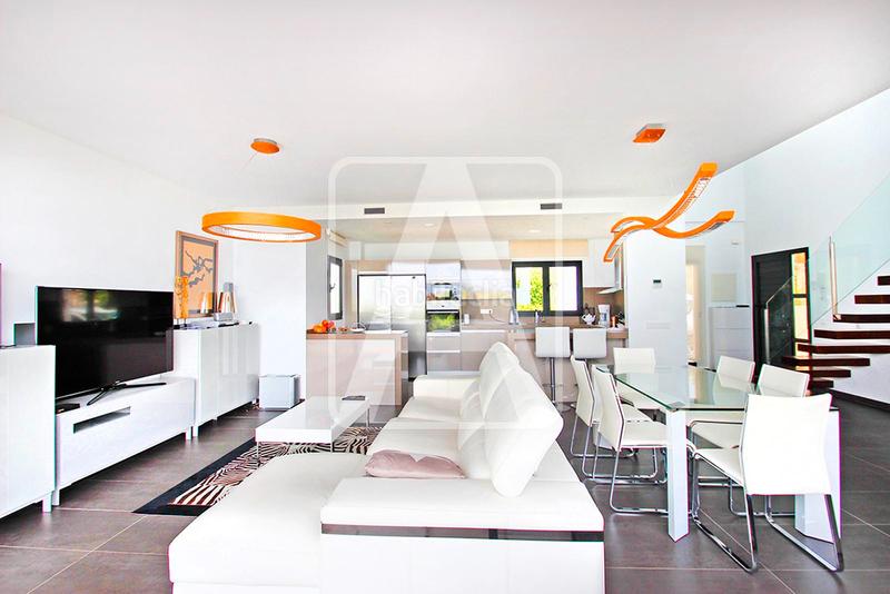 Foto 4f9fd8b1-a4e5-47f1-85ca-26ad15e287cd. Chalet villa en venta e, Cometa en Cometa Calp