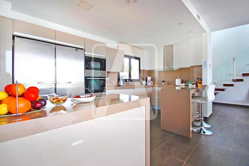 Foto 997fc561-b5de-4a73-b2d6-d86425e048be. Chalet villa en venta e, Cometa en Cometa Calp