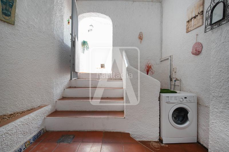 Foto 0e1e8cae-cf84-4b12-a3a4-cb2a953abcc4. Chalet con camino riscaldamento parcheggio piscina in Calp