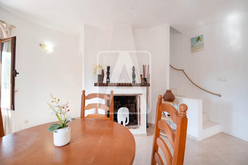 Foto 483bbdc5-27a8-4c4b-b950-3b128b7131c2. Chalet con camino riscaldamento parcheggio piscina in Calp