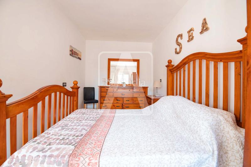 Foto 701bf049-655f-4472-b0e3-b4f1d0d54c8f. Chalet con camino riscaldamento parcheggio piscina in Calp