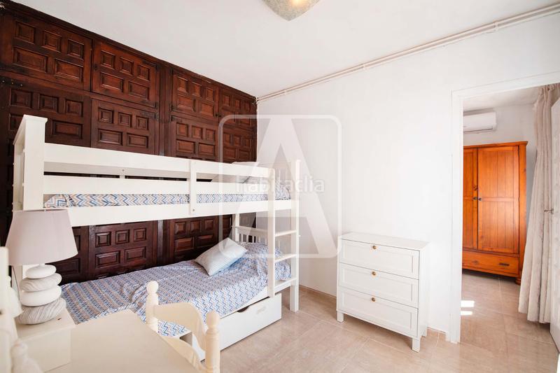 Foto 94cde8ea-1756-408d-8b78-b73d67e666b2. Chalet con camino riscaldamento parcheggio piscina in Calp