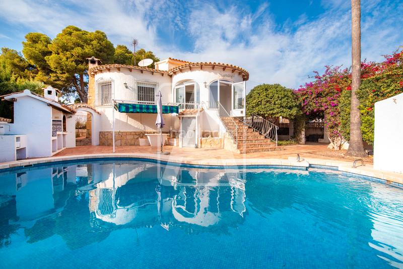 Foto a8ec956b-7178-4f18-8ab9-b3274f3b9536. Chalet villa en venta e, ortembach en Marisol Park - Ortembach - Los Almendros Calp