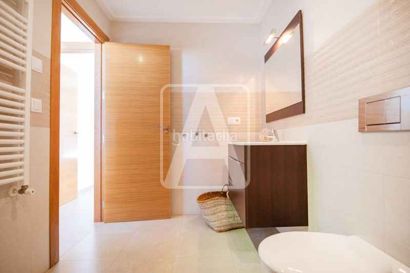 Foto c972f2a2-f5eb-4bc0-a707-95fac2a8ac5d. Xalet amb xemeneia calefacció aparcament piscina a Moraira