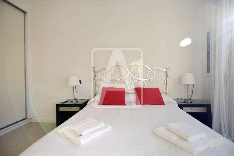 Foto 8f38aac1-c00d-47ba-b86f-15c03b576303. Apartament amb aparcament piscina a La Fustera Benissa