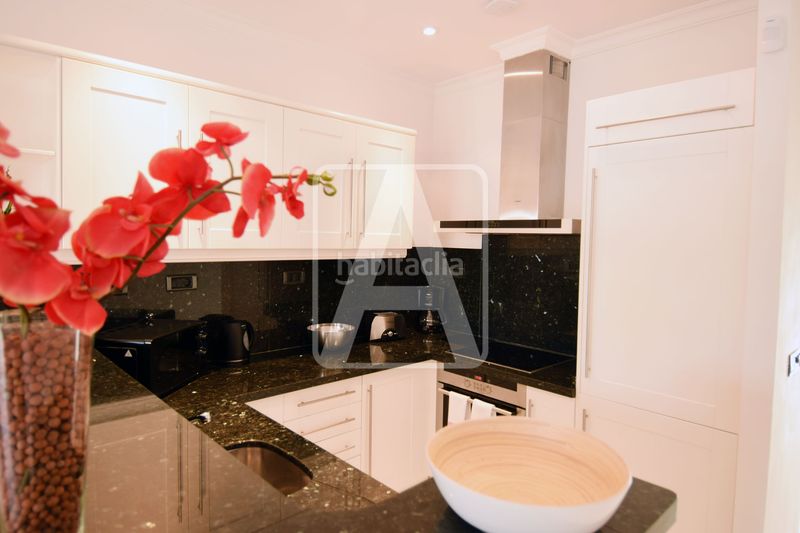 Foto 96a7b8ef-86d4-4a91-8779-0ebcb5d78c4a. Apartament amb aparcament piscina a La Fustera Benissa