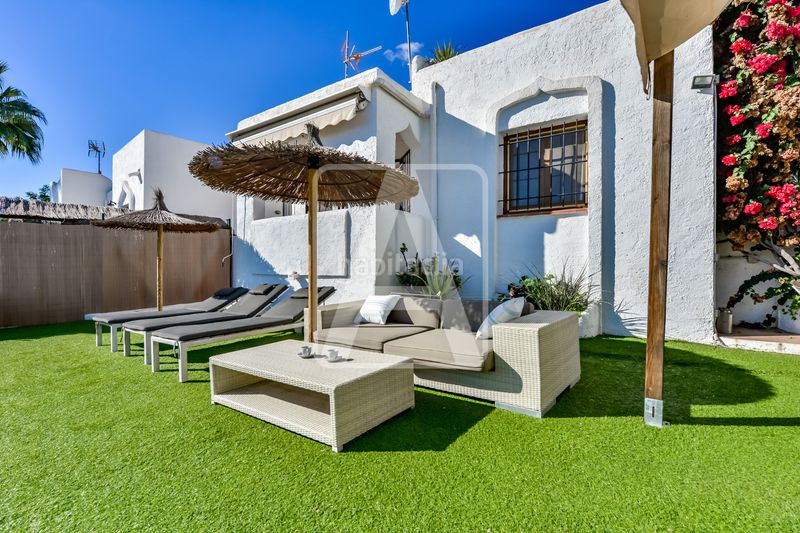 Foto 8e595418-96f7-453b-8066-c6810679f98e. Xalet amb calefacció aparcament piscina a Cometa Calp