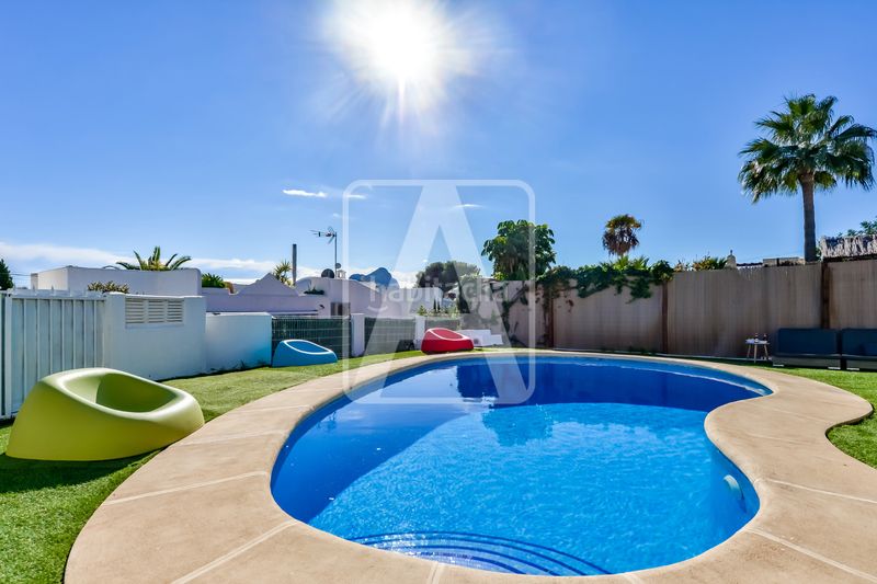Foto c544fe0b-8993-4b9e-ba99-398626f9772a. Xalet amb calefacció aparcament piscina a Cometa Calp