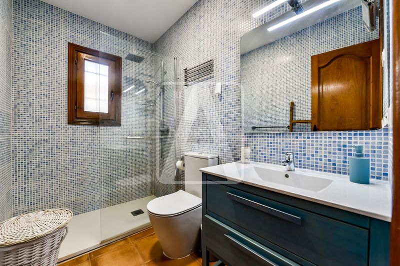 Foto c5f8ed56-9ac3-4680-b344-77bcef7536c7. Xalet amb calefacció aparcament piscina a Cometa Calp