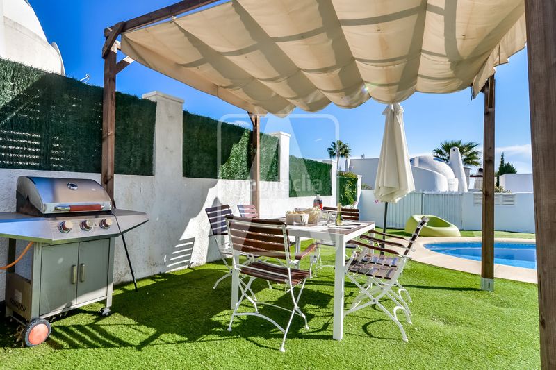 Foto fa0e63e4-49d7-442a-ada6-407216aabb76. Xalet amb calefacció aparcament piscina a Cometa Calp