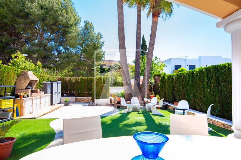 Foto 00a199e6-d7bf-464d-afbc-2afaef111cf9. Casa adossada amb calefacció aparcament piscina a Calp