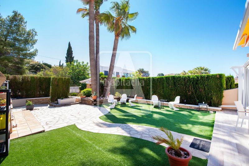 Foto f691749c-c896-42e3-86e9-8fa014b5aa53. Casa adossada amb calefacció aparcament piscina a Calp