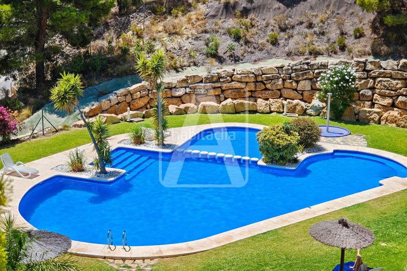 Foto 2d4c340c-c47a-4b12-9263-b8154505cf6b. Apartament amb calefacció aparcament piscina a Altea hills Altea