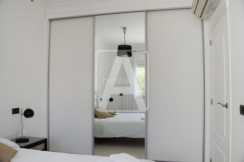 Foto 418bb0ff-a46f-4b4a-8572-a1b666bb21b7. Apartament amb calefacció piscina a La Fustera Benissa