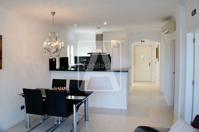 Foto 55e67b52-7bb8-4708-8932-8f48654384af. Apartament amb calefacció piscina a La Fustera Benissa