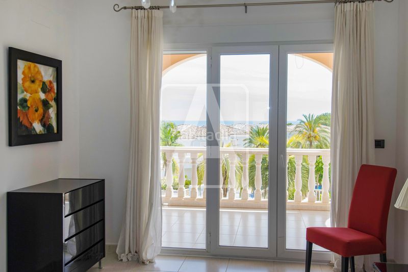 Foto ad61699d-ed2f-4d88-855f-a91503df2fa5. Apartament amb calefacció piscina a La Fustera Benissa