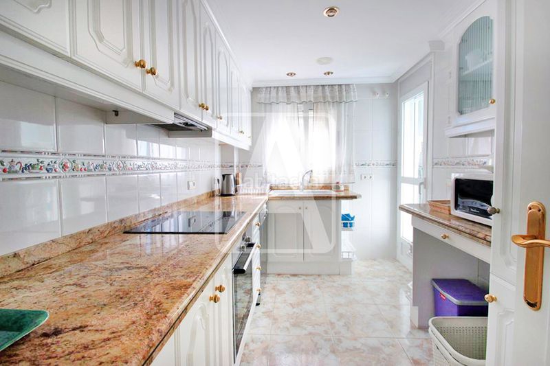 Foto 5a0c6e75-2782-4fd7-8235-b0e29d43a63f. Apartament amb calefacció aparcament a Playa Arenal - Bol Calp