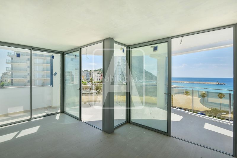 Foto be0dd23a-a6bf-4c33-adc5-1845c7ffeca7. Apartament amb calefacció piscina a Playa Arenal - Bol Calp