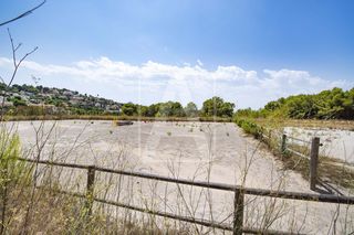 Residential Plot in La Empedrola