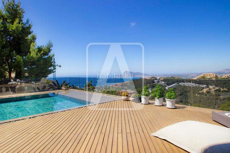 Foto bebbc64c-03a4-4e73-bcd1-003b1e33d9ac. Xalet amb calefacció aparcament piscina a Altea hills Altea