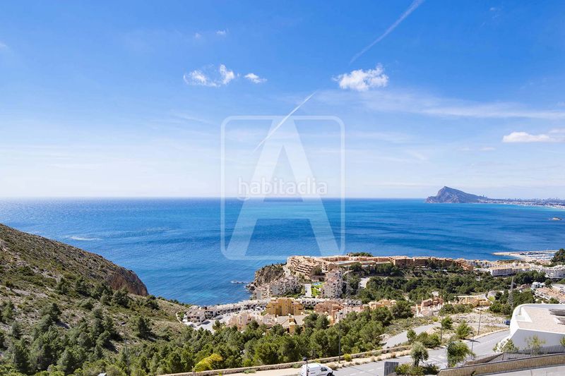 Foto 9b300fd6-35e8-48d1-9059-4cf66d86dd08. Xalet amb calefacció aparcament piscina a Mascarat Altea