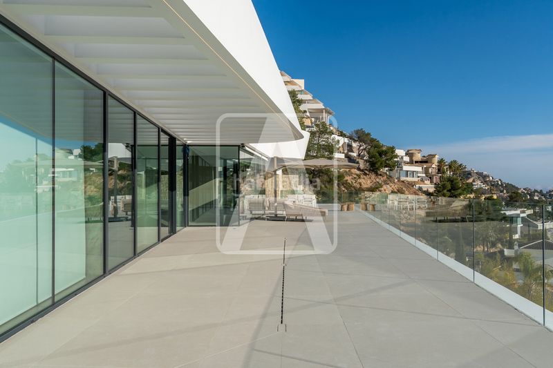 Foto 0b4a7951-d751-463c-a41b-240d4236f10c. Xalet amb calefacció aparcament piscina a Altea hills Altea
