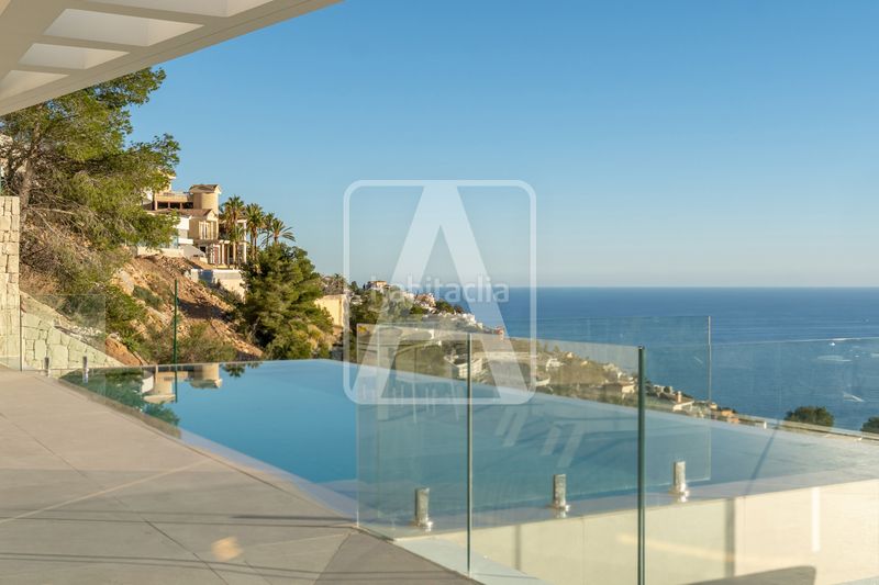 Foto a5c70863-dd3c-4e74-9a9e-a2edb8b9cb34. Xalet amb calefacció aparcament piscina a Altea hills Altea