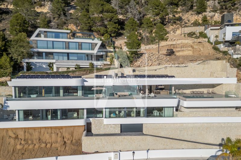 Foto cbca4b9b-f51d-45bb-84ec-85957aa3f30d. Xalet amb calefacció aparcament piscina a Altea hills Altea