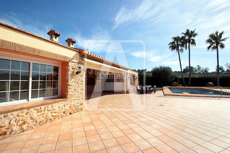 Foto 33268596-d29a-4316-9769-522a298996f8. Masia amb calefacció aparcament piscina a Moraira