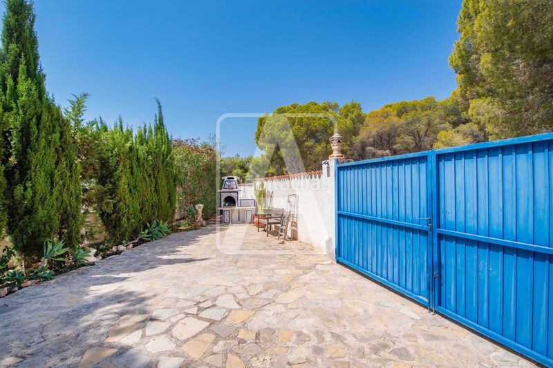 Foto 72840a41-6584-42bd-a8b2-c4472ed5a521. Chalet en La Fustera Benissa
