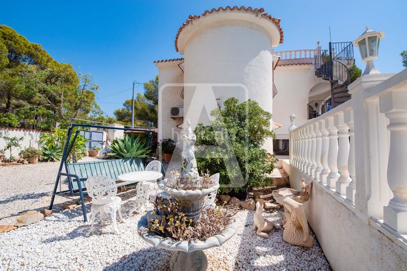 Foto ad17a1ed-e34d-4051-ae8b-263bc143e087. Chalet en La Fustera Benissa