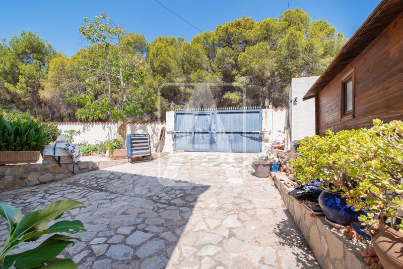 Foto e384349b-307d-46c3-857c-c049854e78fe. Chalet en La Fustera Benissa