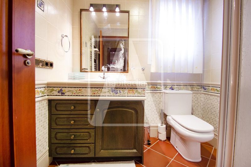 Foto c056f142-31f3-4e0d-81d0-19df485e9de9. Chalet en La Fustera Benissa