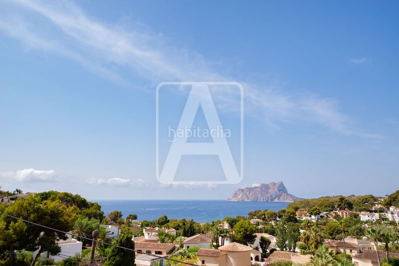 Foto b06b2b35-6e2f-4ebf-b662-71016eec1cf1. Xalet amb calefacció aparcament piscina a Cala Advocat-Baladrar Benissa