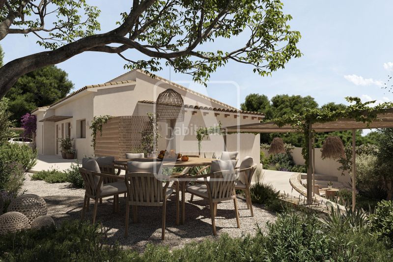 Foto ca045fd3-8673-4796-8d1c-ad381d98c3e7. Xalet amb calefacció aparcament piscina a La Fustera Benissa