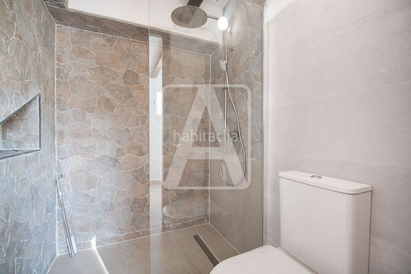 Foto 4d56c1ec-1e7f-4e19-ad6b-2286d6ec57d1. Xalet amb calefacció aparcament piscina a La Fustera Benissa