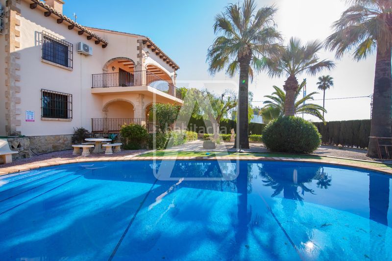 Foto 74ac9cd7-e5ed-45e5-bc57-9012cad89b5a. Chalet en La Fustera Benissa