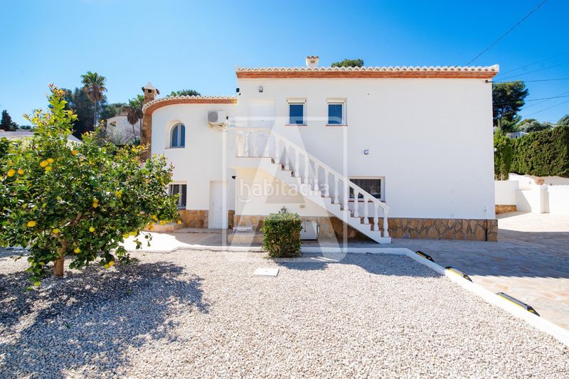 Foto 1aa23bd4-76e6-49e5-b60e-8f82ec02ba44. Xalet amb calefacció aparcament piscina a Cala Advocat-Baladrar Benissa