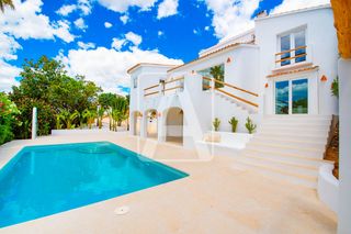 Chalet à Cala Advocat-Baladrar