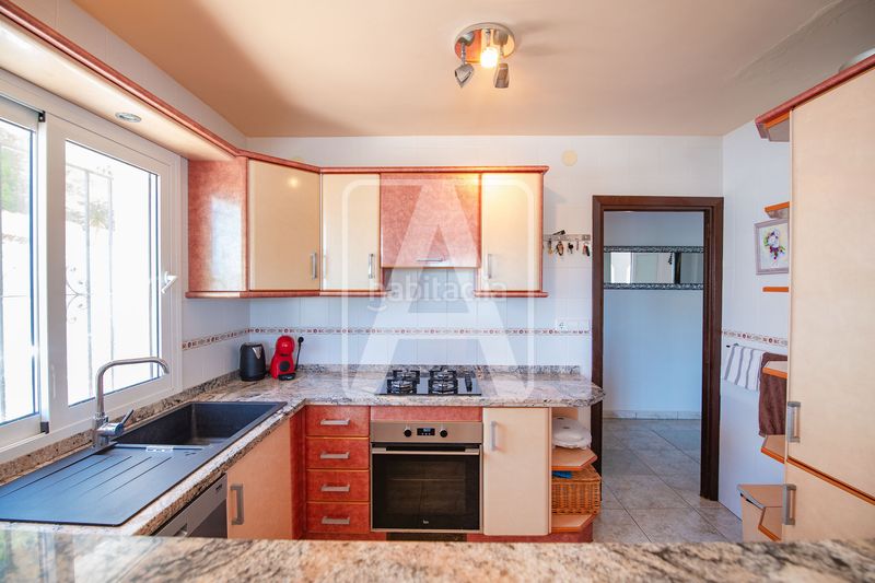 Foto a88f2f4c-4ee5-4d8f-9456-522d2ae6c044. Chalet en La Fustera Benissa