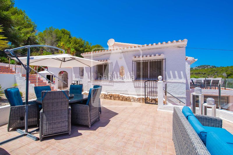 Foto abeff686-ad30-4692-a334-aa6e0fba34eb. Chalet en La Fustera Benissa