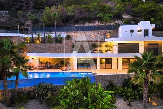 Chalet in La Fustera