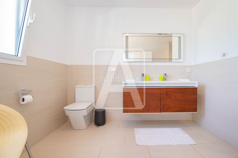 Foto d0a90710-8649-4911-8302-e28f101ef985. Xalet amb calefacció aparcament piscina a La Fustera Benissa