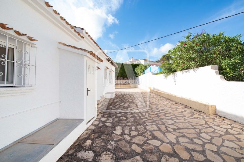 Foto fbc523cf-4133-4885-ba9d-d866be586350. Xalet amb calefacció aparcament piscina a La Fustera Benissa