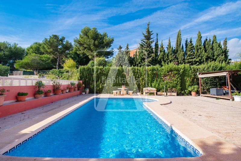 Foto 2fbda7a0-f9cf-4b67-a5d7-908241ce5c1b. Xalet amb calefacció aparcament piscina a Carrió - La Merced - Los Pinos Calp