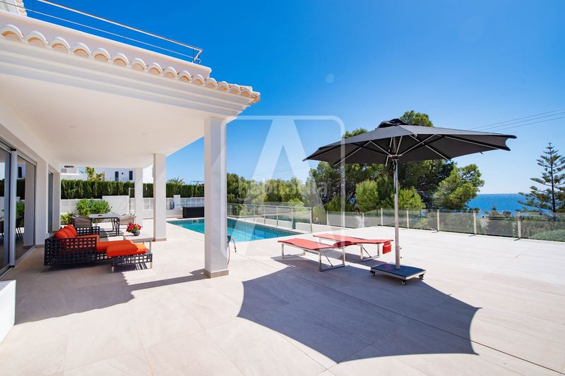 Foto a7e07c20-113d-49cc-b7c8-565b9f57f797. Chalet en La Caleta - La Calalga - Les Bassetes Calp